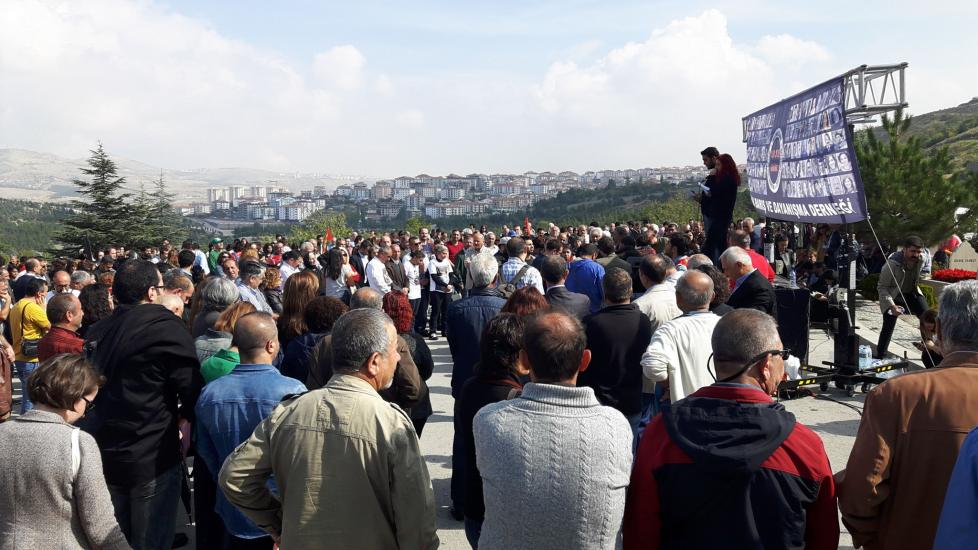 10 Ekim mezarlık anması